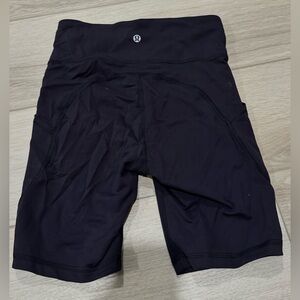 Lululemon High-Rise Pocket Bike Shorts Black Size 4